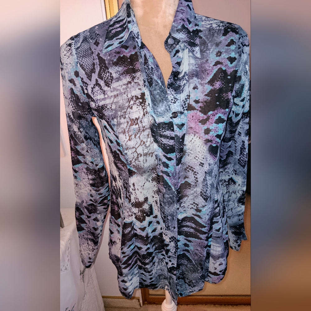 CAbi ~ Purple & Black Snakeskin Print Button-Down Blouse~Small - Picture 2 of 12